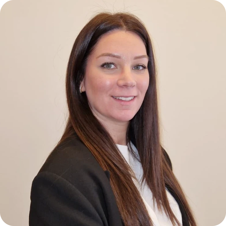 maeva secretaire medicale Accueil Cabinet d’orthodontie Drs. ROCCA & Associés